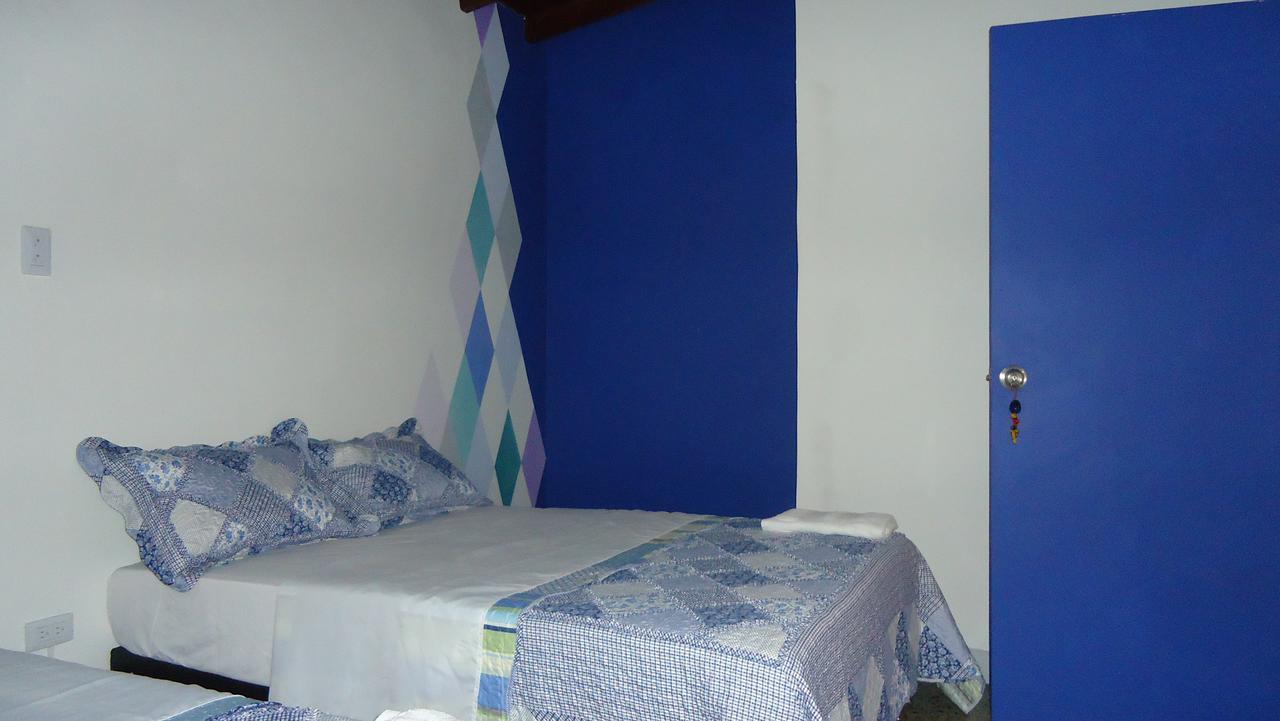 Iris Hostel Medellin Exterior photo